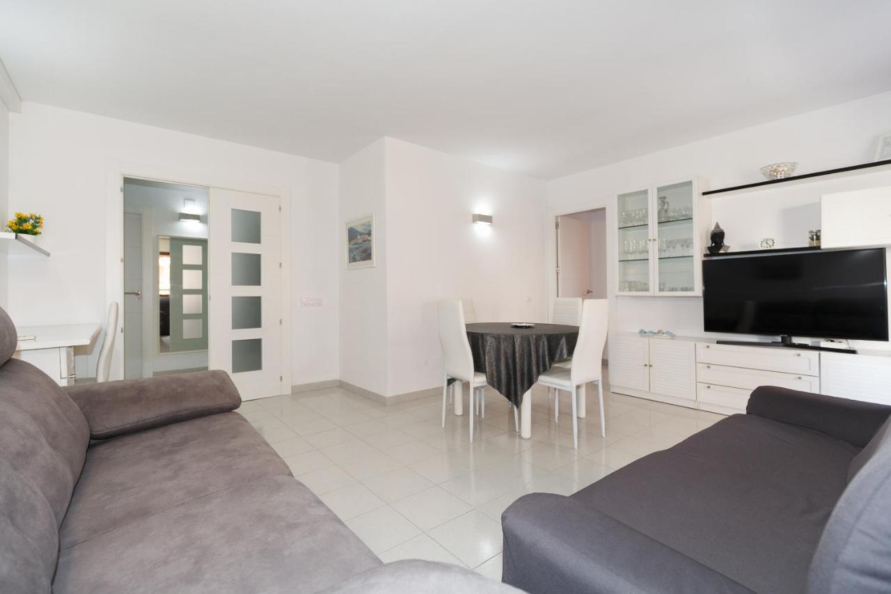 Uhc Stella Maris Apartments Cambrils Dış mekan fotoğraf
